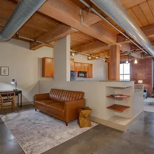  Apartment Frontdesk Open 2 Bedroom Apt Near Busch Stadium United States
